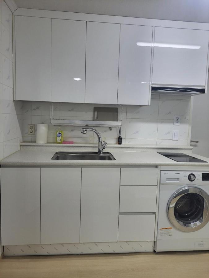 Newly Renovated 2 Bedroom Apartment #7 Seul Exterior foto